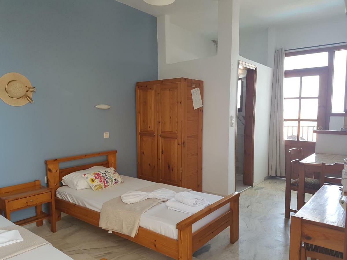 Anthi Katerina Rooms Platanés エクステリア 写真