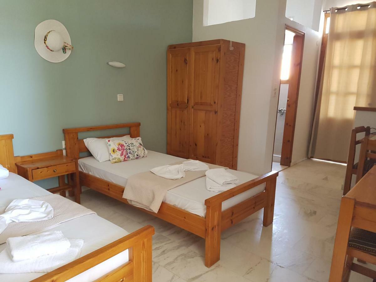 Anthi Katerina Rooms Platanés エクステリア 写真